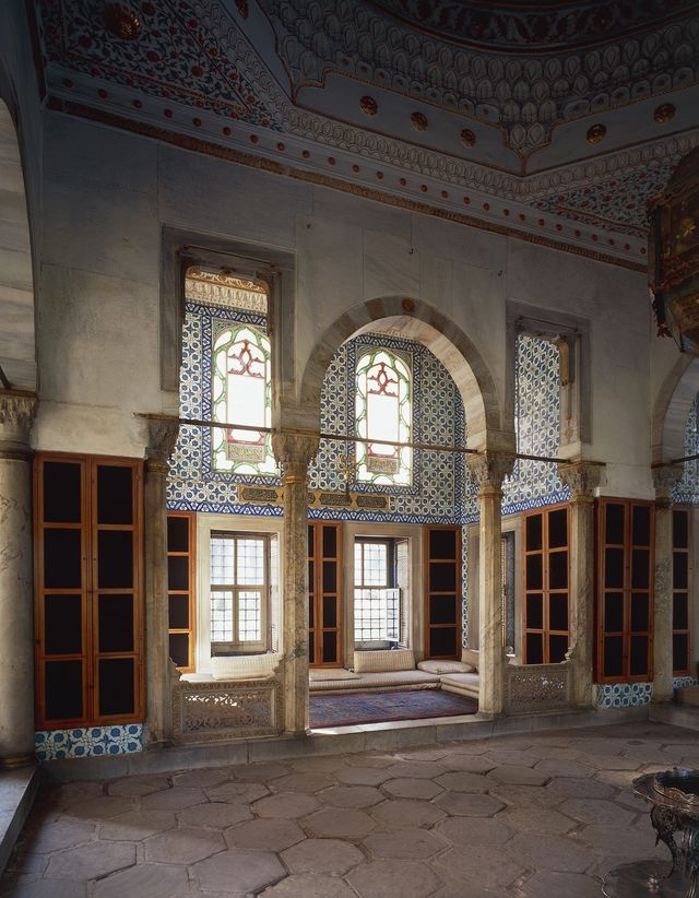turkey   november 15  sultan ahmet iii library lale style decorated with wood panelling and golden glazed iznik faience fine tin glazed earthenware, 1718, third courtyard of topkap palace, historic areas of istanbul unesco world heritage site, 1985 turkey photo by deagostinigetty images