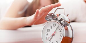生理中にだるくて眠いのはなぜ 原因と対処法を医師が解説 生理中にだるくて眠いのはなぜ 原因と対処法を医師が解説