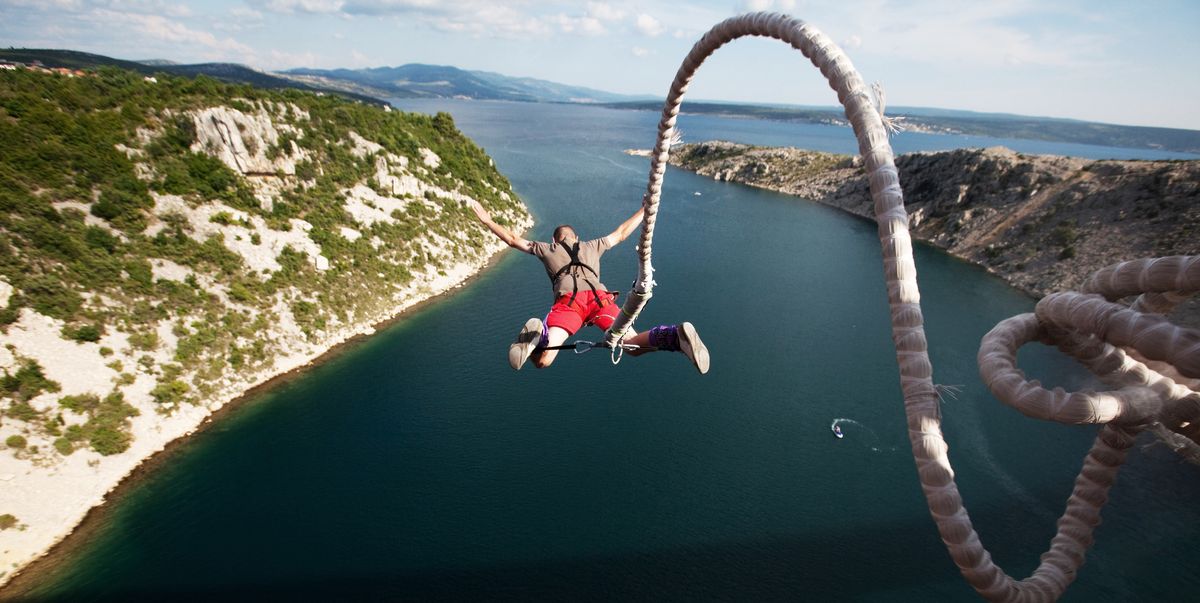 I video da urlo dei bungee jumping più spettacolari e vertiginosi di sempre...