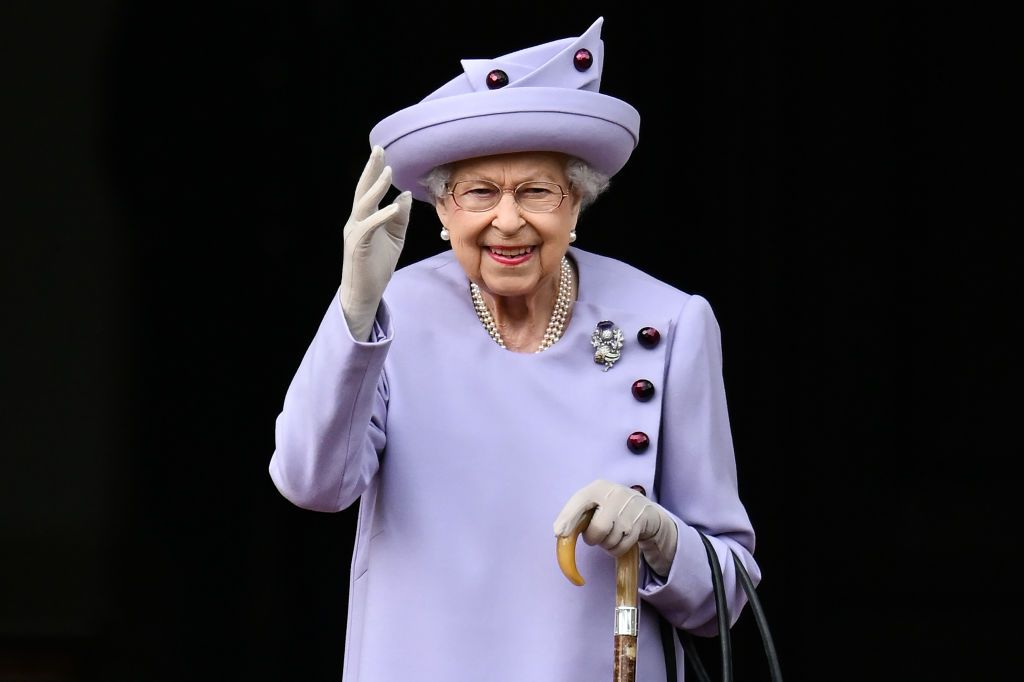 Queen Elizabeth II Honored Scotland With Her Ensemble at Military Parade