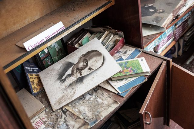 zagradivka, ukraine   may 08 a drawing of russian revolutionary leader vladimir lenin lies in the debris of a school library in a town that was on the frontline between ukrainian and russian forces in kherson oblast on may 08, 2022 in zagradivka, ukraine most of the region fell to russia shortly after the feb 24 invasion, as russia sought to create an overland corridor from crimea to separatist held areas in the east  photo by john mooregetty images