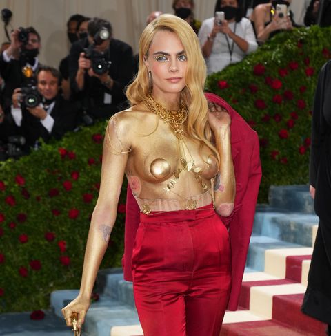new york, new york   may 02 cara delevingne attends the 2022 met gala celebrating in america an anthology of fashion at the metropolitan museum of art on may 2, 2022 in new york city photo by gothamgetty images