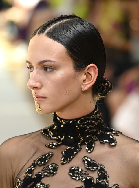 The Best Hair And Make-Up Looks From Couture Fashion Week AW22