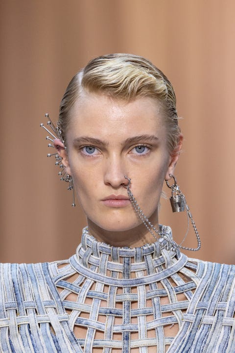 The Best Hair And Make-Up Looks From Couture Fashion Week AW22