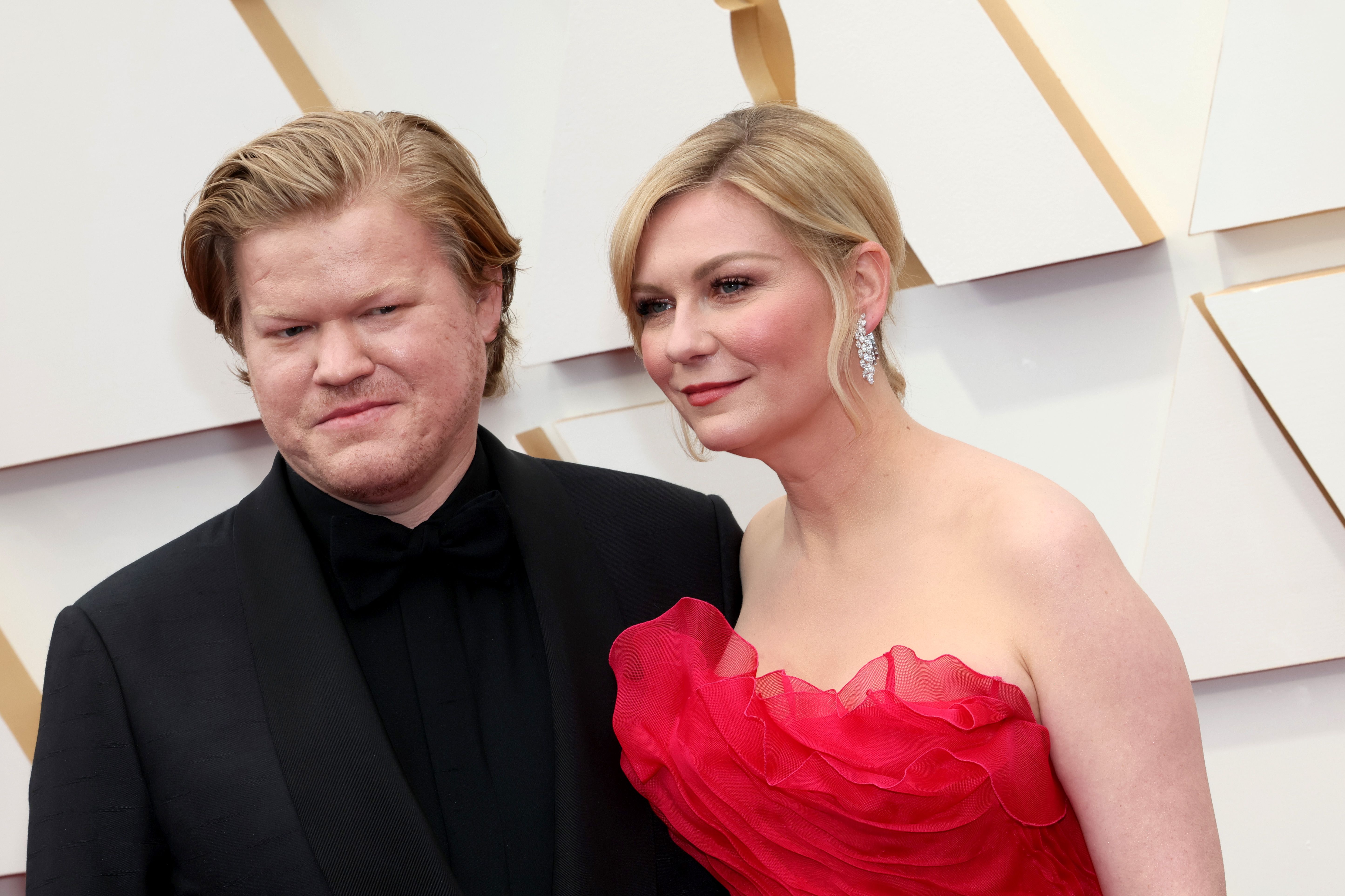 Kirsten Dunst And Jesse Plemons Secretly Got Married In Jamaica After Six Years Together