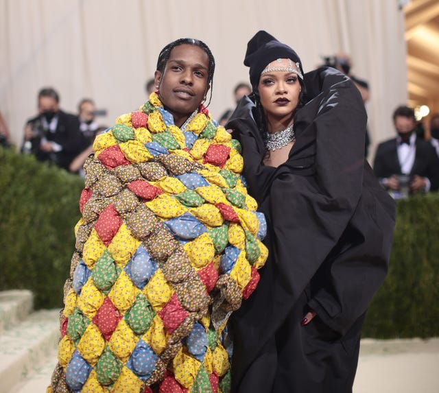 new york, new york september 13 asap rocky and rihanna attend the 2021 met gala celebrating in america a lexicon of fashion at metropolitan museum of art on september 13, 2021 in new york city photo by dimitrios kambourisgetty images for the met museumvogue