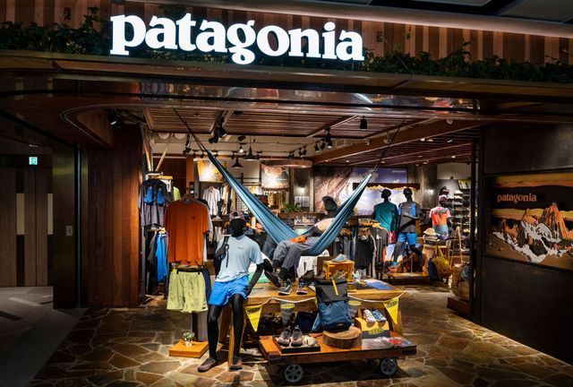 Scully Droogte Praktisch Oprichter outdoor kledingmerk Patagonia geeft bedrijf weg om  klimaatverandering te bestrijden