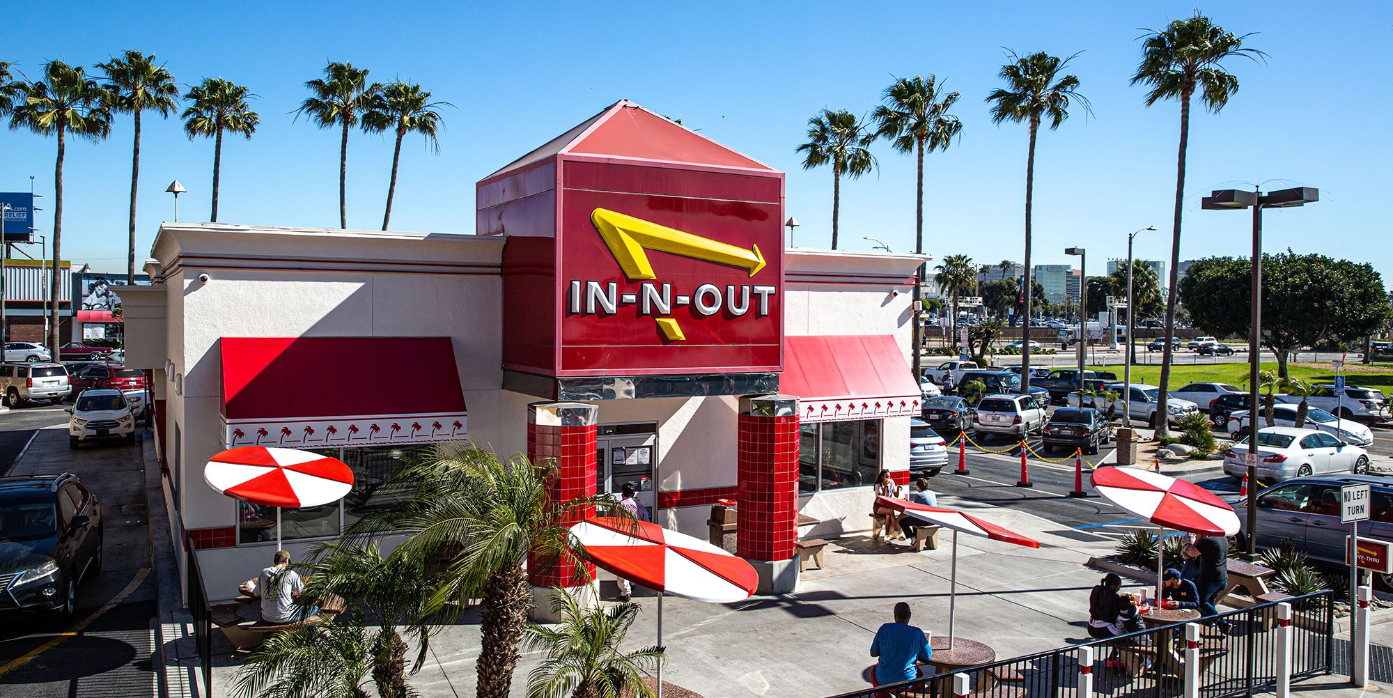 In-N-Out Is Hosting a Car Show and Drag Races For Its 75th Anniversary