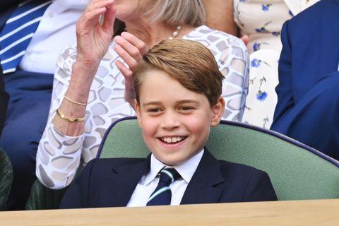 لندن، انگلستان 10 ژوئیه، شاهزاده جورج کمبریج در فینال انفرادی مردان ویمبلدون در کلوپ تنیس روی چمن و کروکت در سراسر انگلستان در 10 ژوئیه 2022 در لندن، انگلستان شرکت می کند عکس توسط karwai tangwireimage