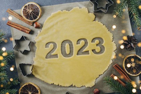 100 frases originales para felicitar el año nuevo 2023