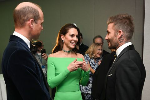 boston, massachusetts   december 02 prince william, prince of wales, catherine, princess of wales and david beckham speak backstage after the earthshot prize 2022 at mgm music hall at fenway on december 02, 2022 in boston, massachusetts the prince and princess of wales are visiting the coastal city of boston to attend the second annual earthshot prize awards ceremony, an event which celebrates those whose work is helping to repair the planet during their trip, which will last for three days, the royal couple will learn about the environmental challenges boston faces as well as meeting those who are combating the effects of climate change in the area photo by samir husseinwireimage