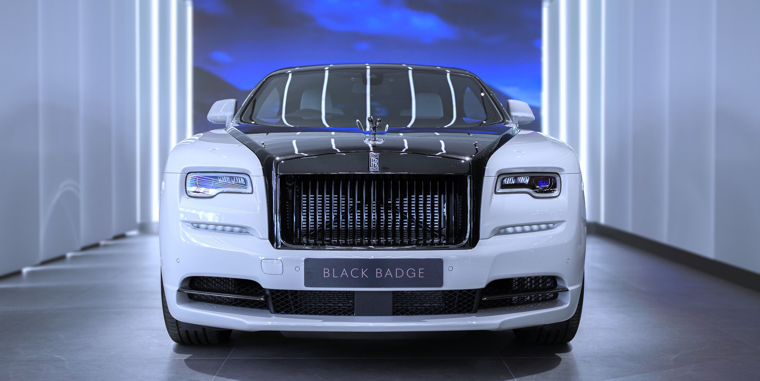 You Can Still Buy a New Rolls-Royce in Russia, Nearly a Year After Sanctions Hit