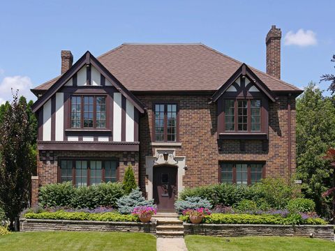 What Is A Tudor Style House The Characteristics Of A