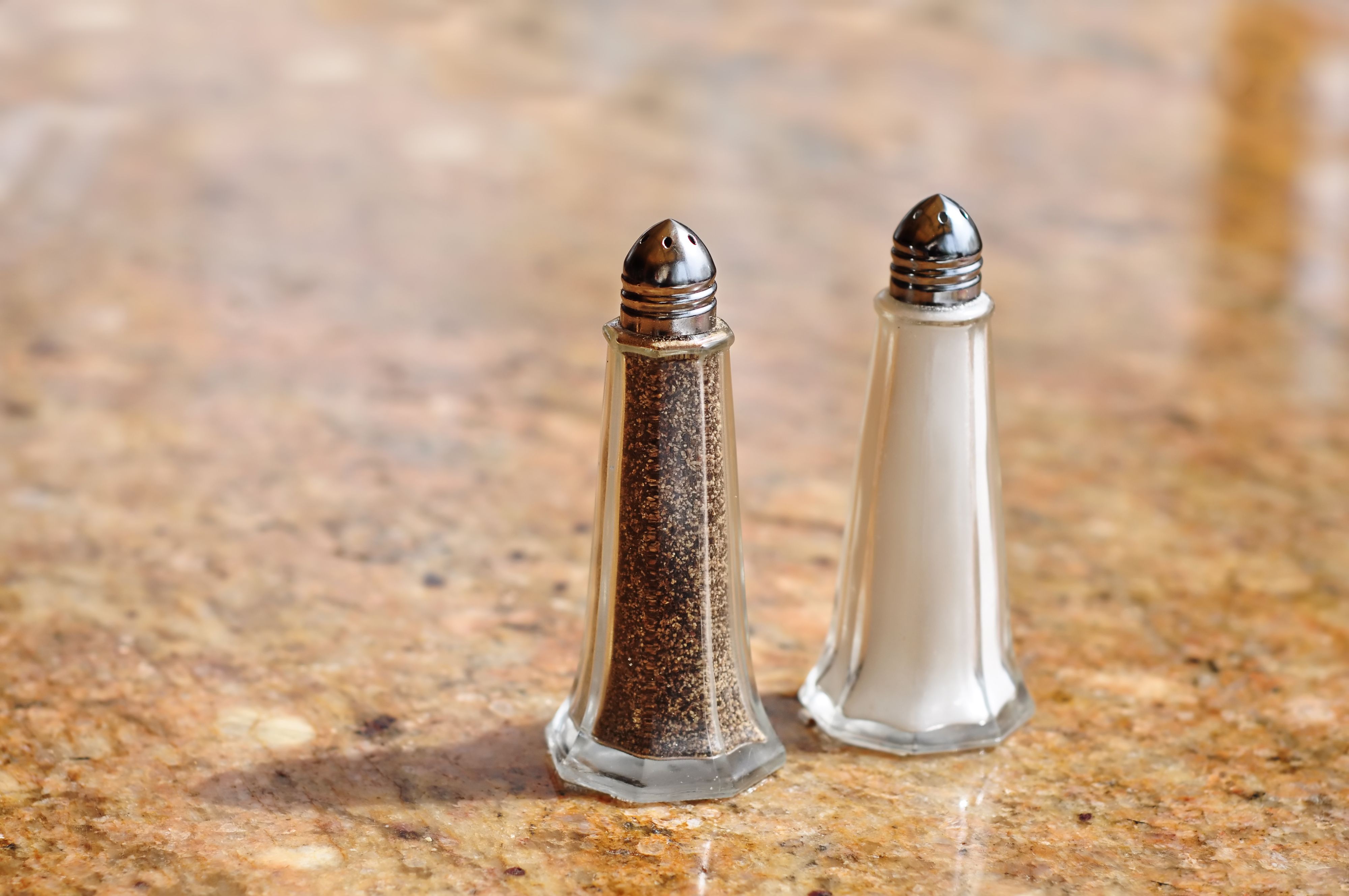 diner salt and pepper shakers