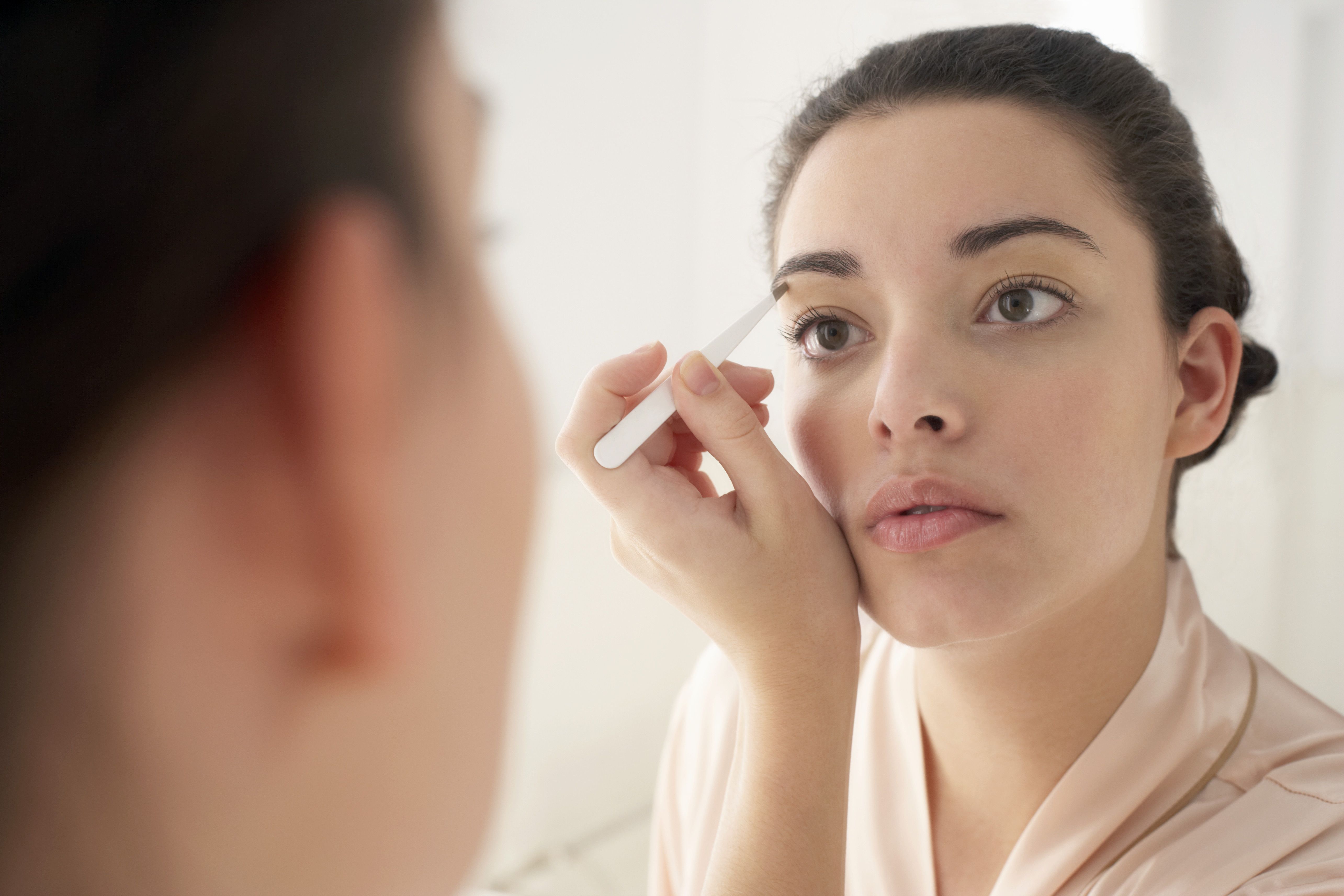 best tool for trimming eyebrows