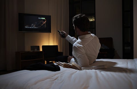 stop watching TV to fall asleep