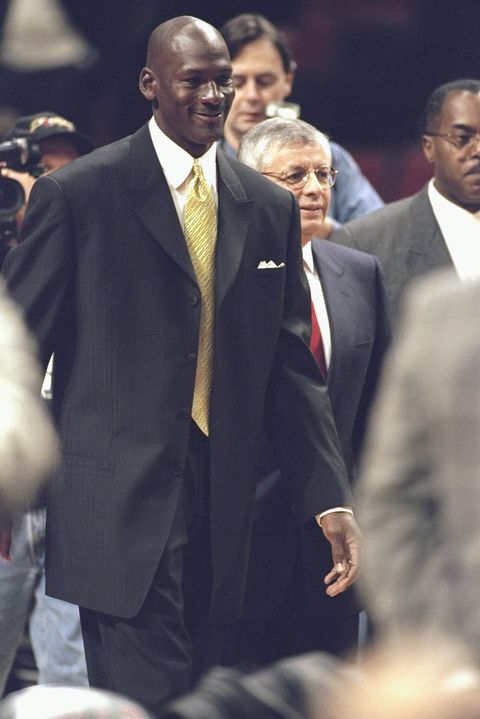 21 Rare Photos of Michael Jordan Off the Court - Michael Jordan Outfit ...