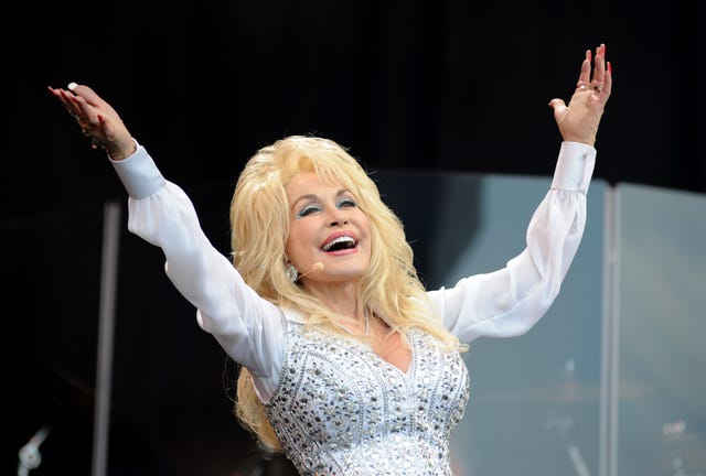 glastonbury, united kingdom   june 29 dolly parton performs on the pyramid stage on day 3 of the glastonbury festival at worthy farm on june 29, 2014 in glastonbury, england photo by tabatha firemanredferns via getty images