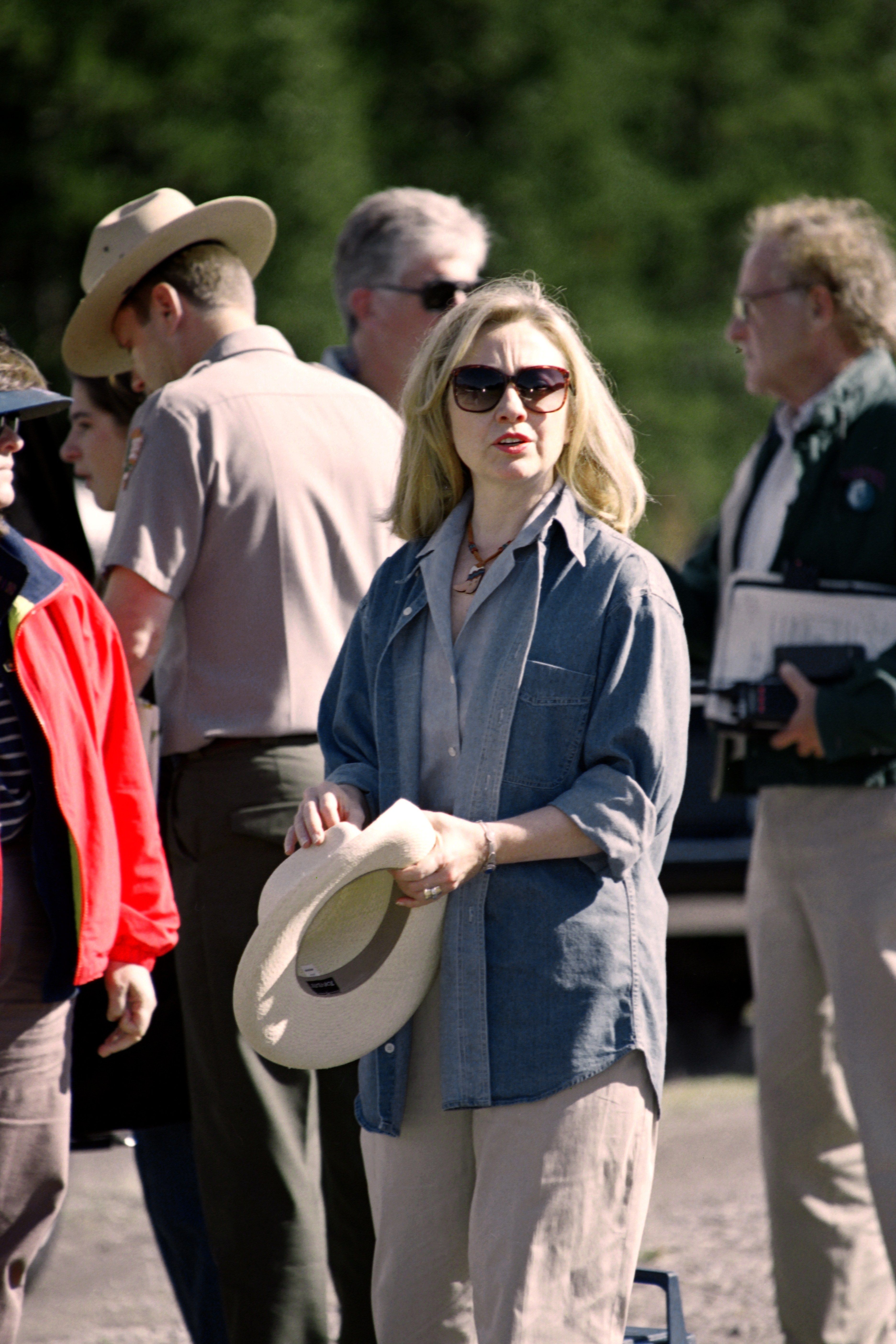 sunglasses hillary