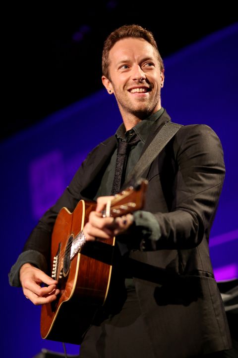 los angeles, ca   january 10  chris martin of coldplay performs at the 4th annual sean penn  friends help haiti home gala benefiting jp haitian relief organization on january 10, 2015 in los angeles, california  photo by christopher polkgetty images for jp haitian relief organization