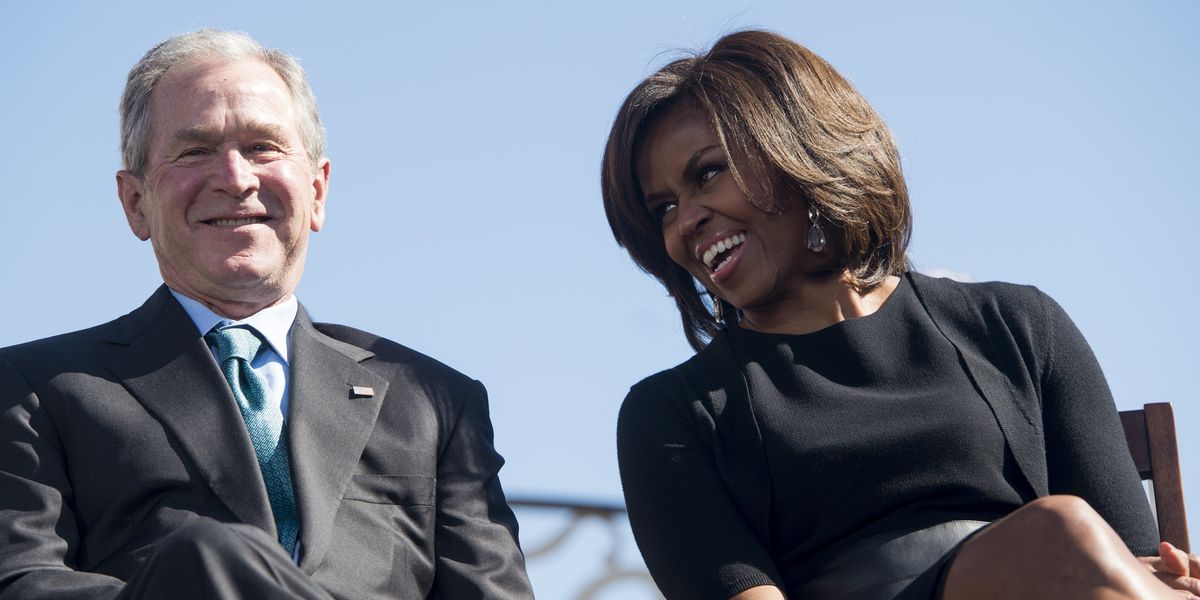 A Timeline Of Michelle Obama And George W Bush S Sweet Friendship