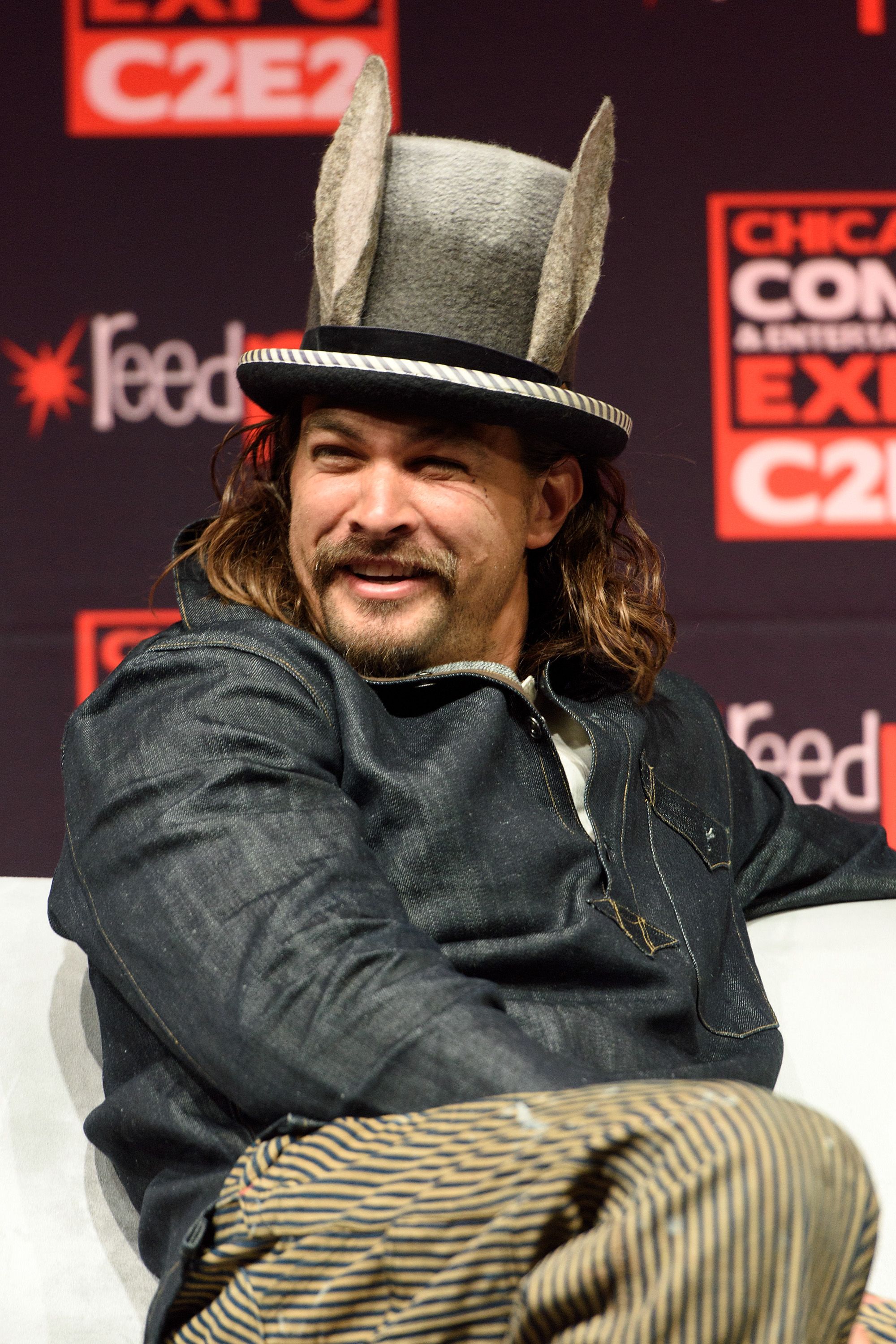 jason momoa top hat