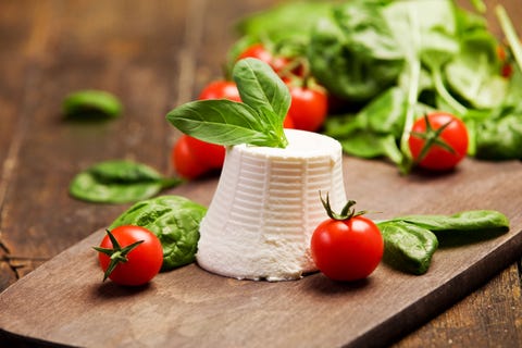 Food, Mozzarella, Ingredient, Vegetable, Basil, Cuisine, Vegan nutrition, Dish, Tomato, Natural foods, 