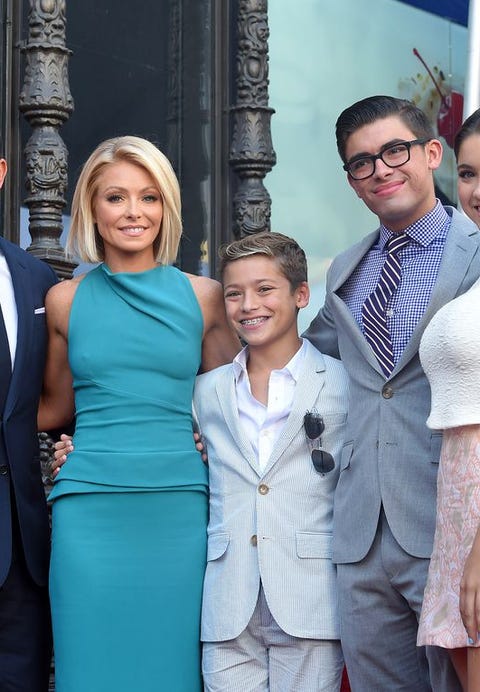 pic Kelly Ripa Husband Age husband mark consuelos marriage
