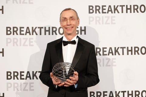 2016 Breakthrough Prize Ceremony - Show mountain view, ca november 08 director, max planck institute for evolutionary anthropology, svante paabo poses with the 2016 breakthrough prize in life sciences at the 2016 breakthrough prize ceremony on november 8, 2015 in mountain view, california photo by kimberly whitegetty images for breakthrough prize