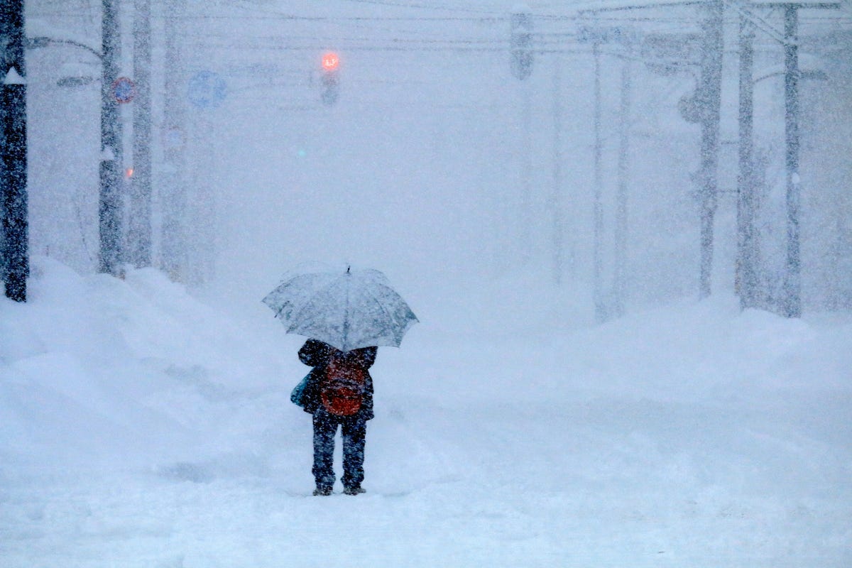 how-farmers-almanac-can-tell-if-it-will-be-a-harsh-winter