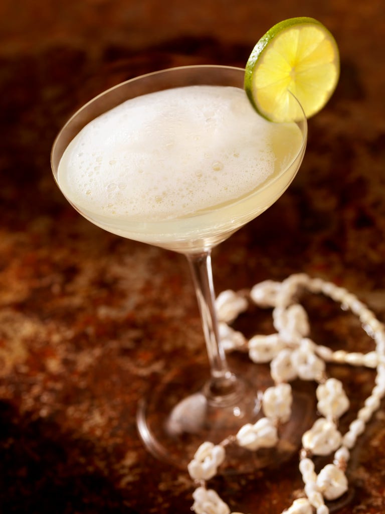 16 Most Popular Bar Drinks Ever Classic Cocktails You Should Know