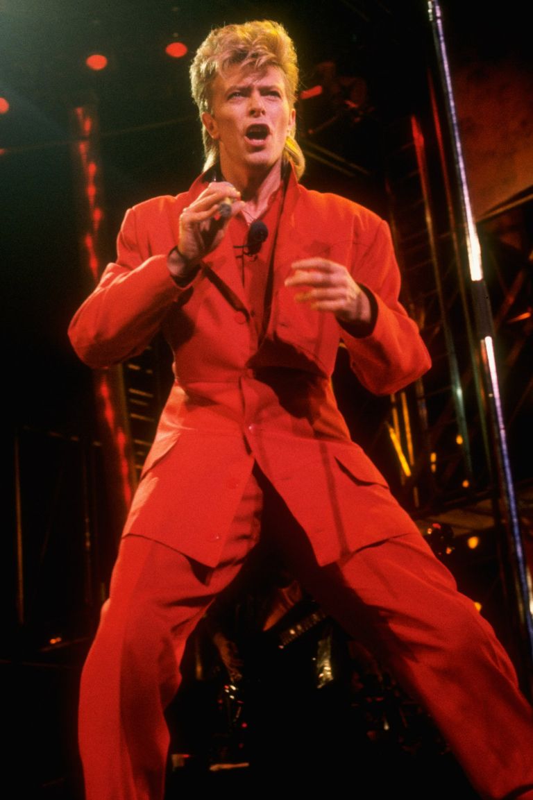 A Look Back At David Bowie Wearing Whatever The Hell He Wanted 1431