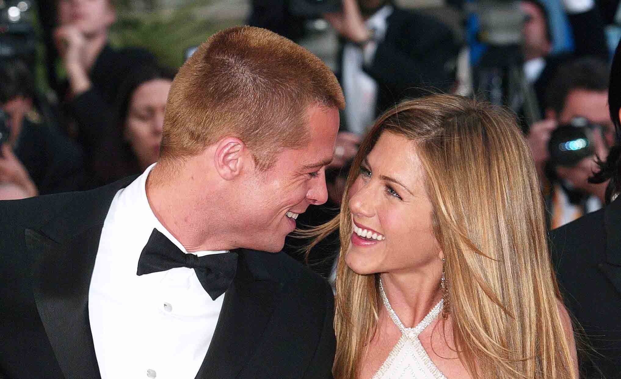 brad pitt jennifer aniston friends