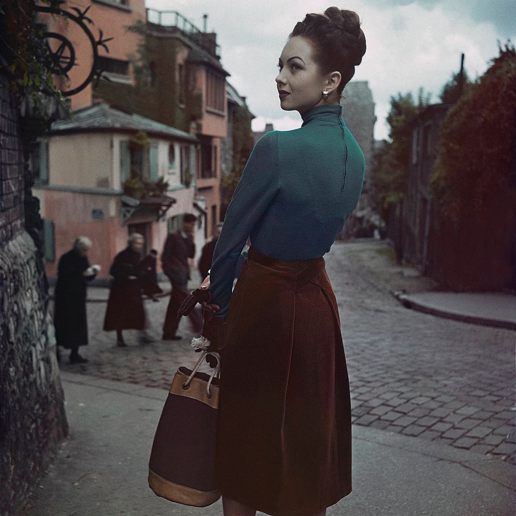 black corduroy skirt outfit