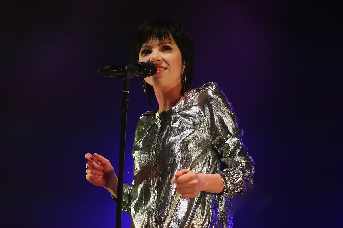 Carly Rae Jepsen On Instagram And Eating With Strangers In Italy 