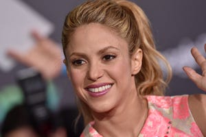 27 Of Shakira And Gerard Pique S Family Photos With Their Kids