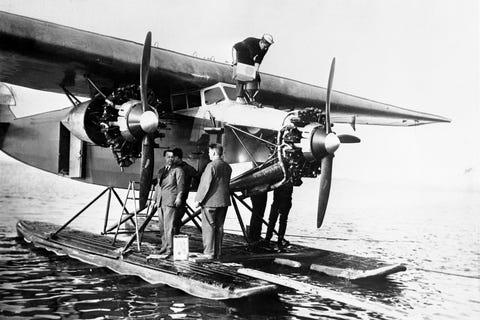 Resultado de imagen de amelia earhart friendship plane"