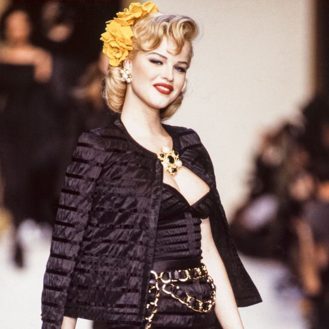 Chanel - Runway - Ready To Wear Fall/Winter 1992-1993