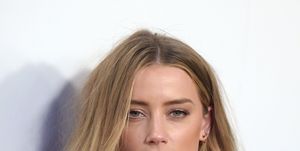 Amber Heard wore a swimming cap on the red carpet last night – Amber ...