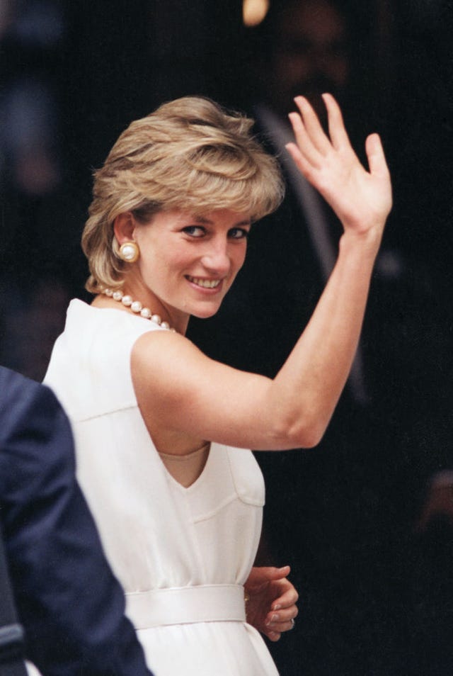 Lady Diana Oggi Lanniversario Della Sua Morte 