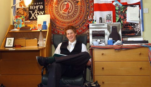 Prince Harry Dorm Room Pictures - Prince Harry's Eton College Dorm Room