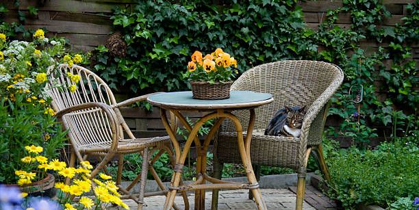 15 Best Patio Plants Outdoor Ideas - Garden Table Plant Pot