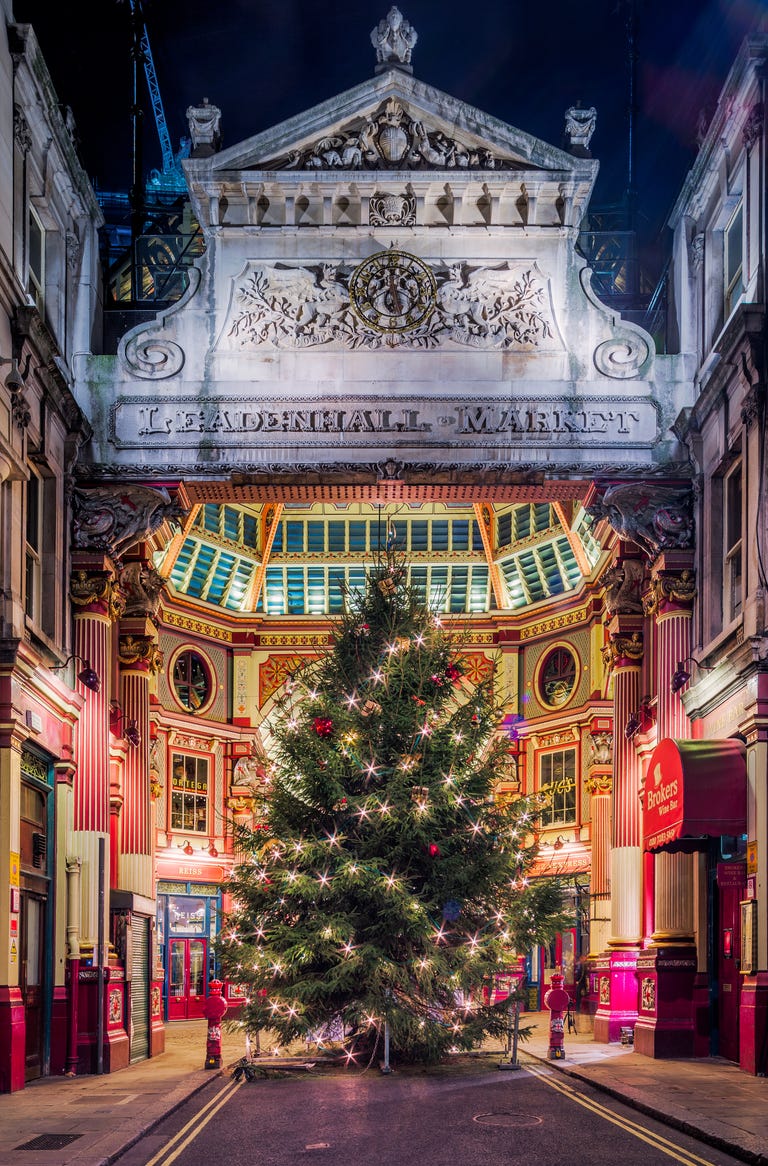 uk places to visit for christmas