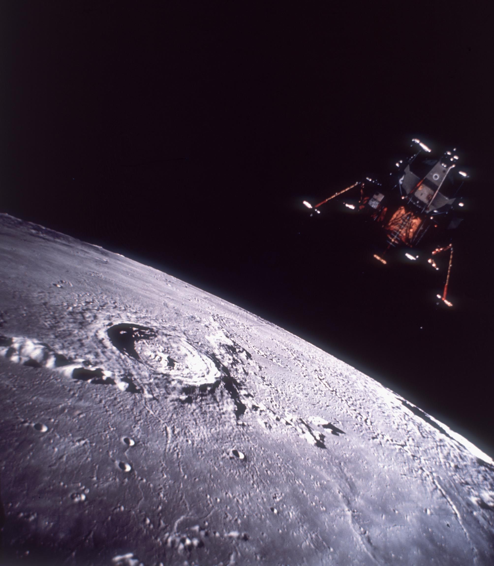 アポロ11号月面着陸ミッション 心を打つ写真の数々