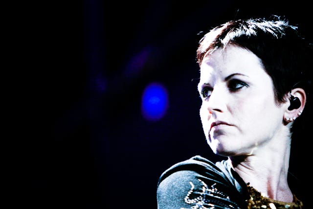 Dolores O'Riordan Cranberries.