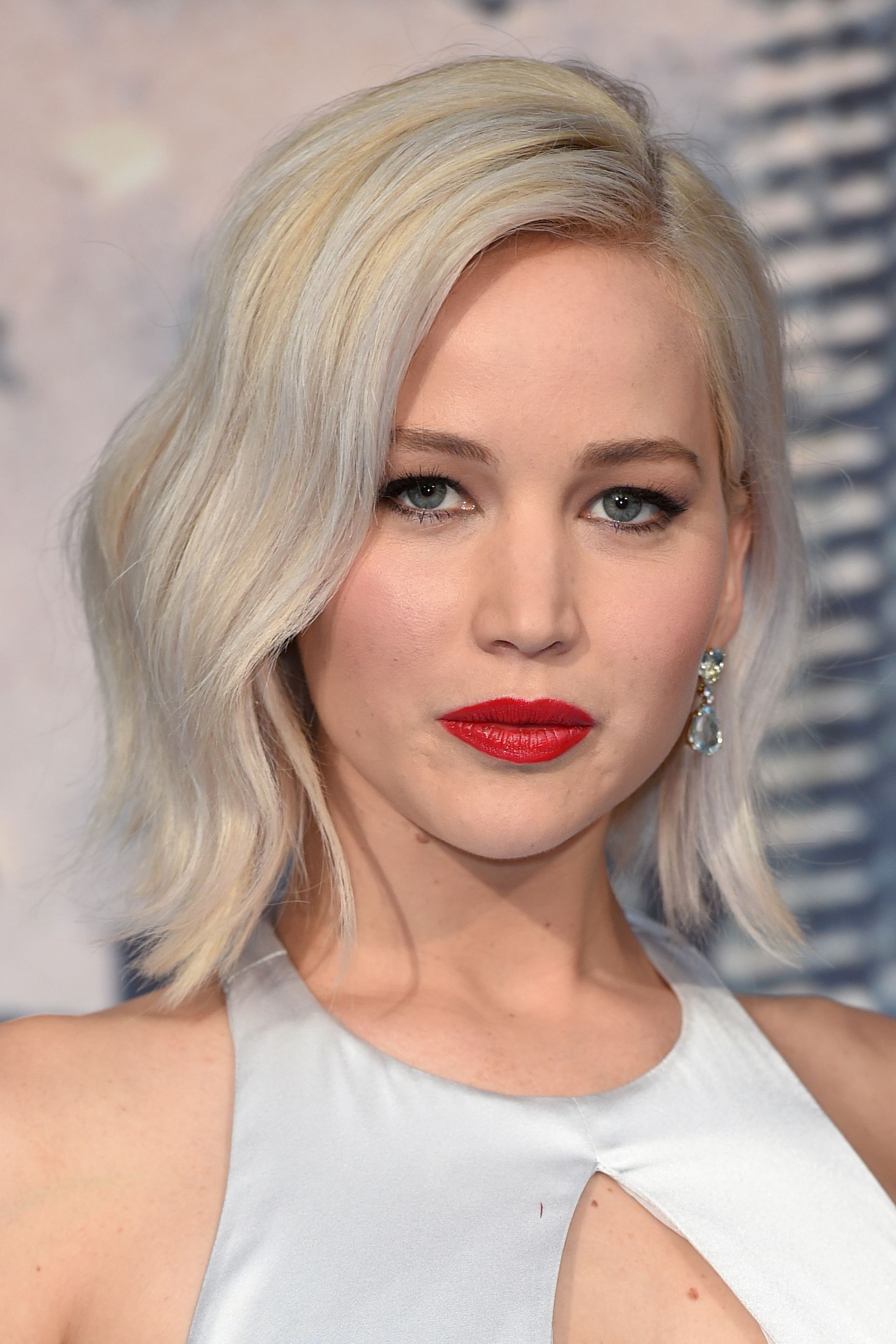 Bleached Blonde Hair Ideas - Pictures Of Celebrities With White Blonde Hair