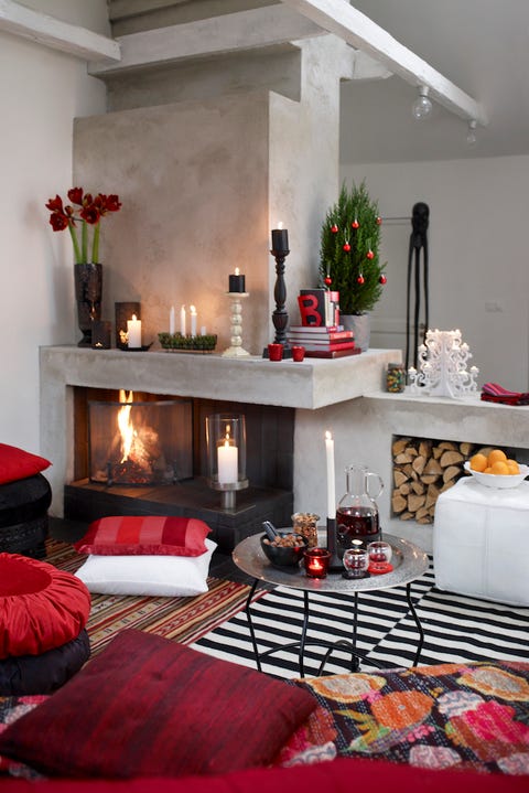 25 Stunning Christmas Living Rooms - Holiday Living Room ...