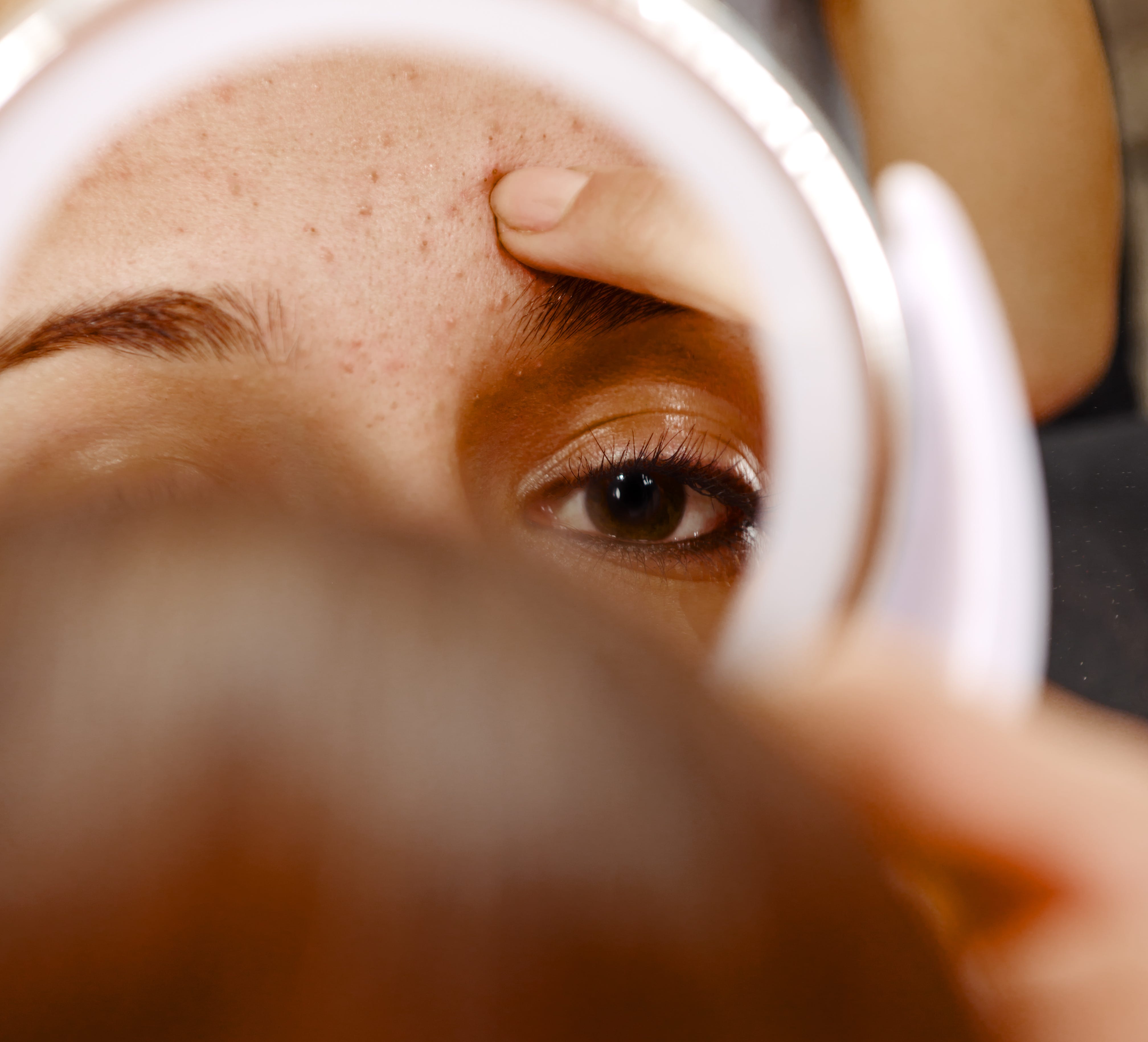 Upgrade Your Vanity With One of These Cute Light-Up Makeup Mirrors