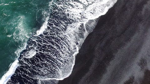 Le Migliori Spiagge Di Sabbia Bianca E Sabbia Nera In Italia