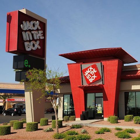 fast food open thanksgiving - jack in the box